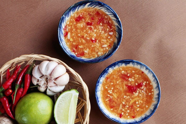  Nước mắm nguyên chất – Umami giúp ẩm thực Việt “lên hương”